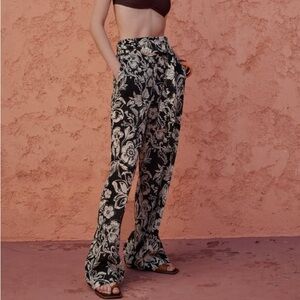 Zara Print Flowy Pants